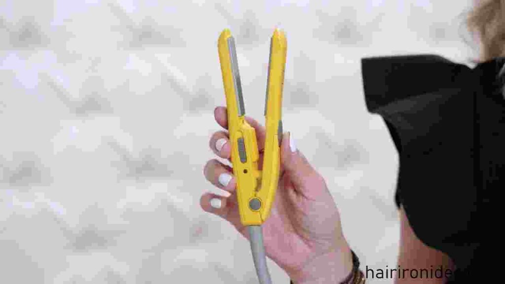 TRAVEL HAIR STRAIGHTENERS FOR PERFECTLY STYLED HAIR - PORTABLE HAIR IRON